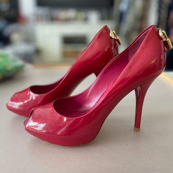 Louis Vuitton Red Patent Leather Peep-Toe Heels - Size 37 - Stunning & Rare - Picture 1 of 11